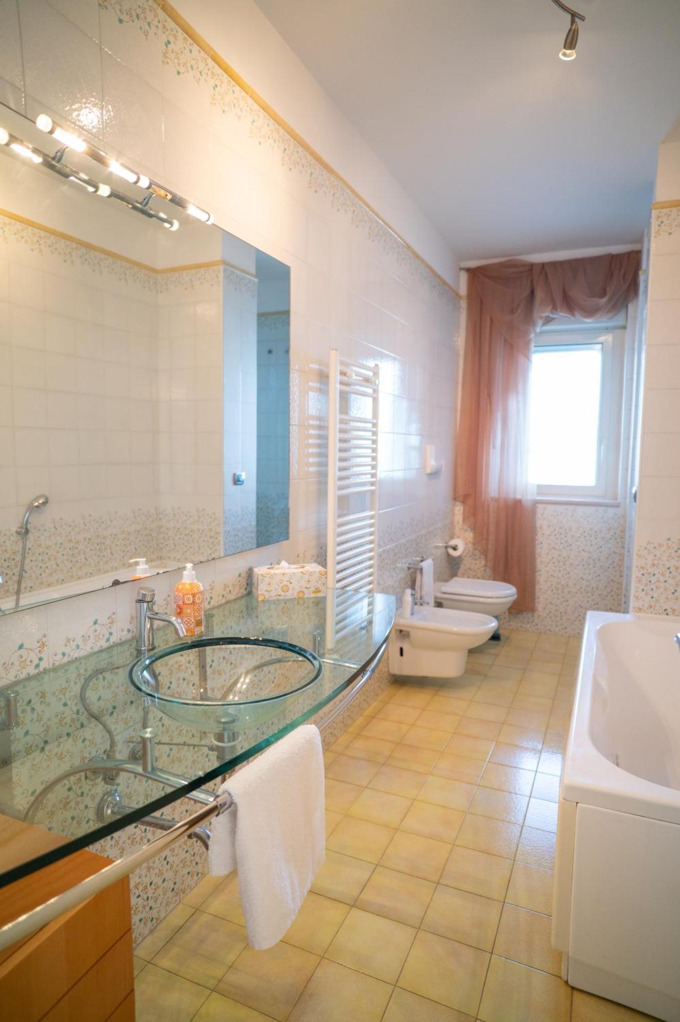 Milu'Seaview Ampia Casa Vista Mare Lejlighed Giovinazzo Eksteriør billede