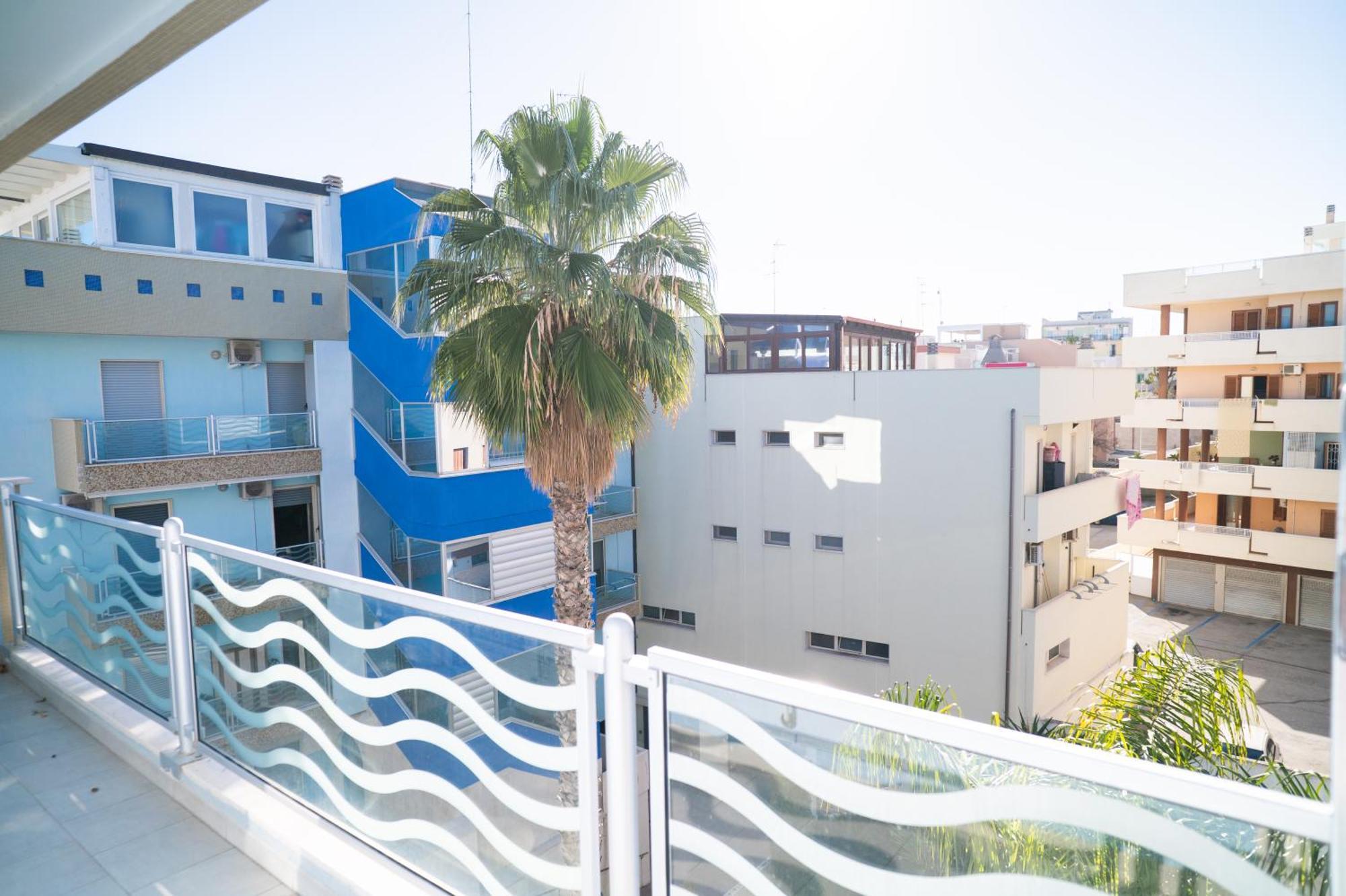 Milu'Seaview Ampia Casa Vista Mare Lejlighed Giovinazzo Eksteriør billede